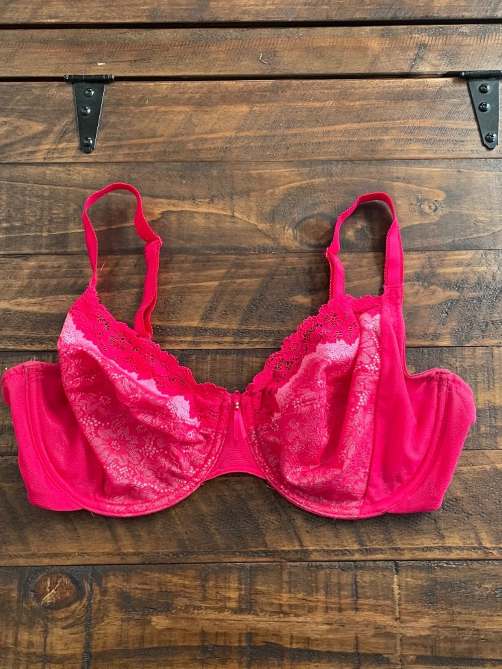 Wacoal Lace Hot Pink Underwire Bra 36DD